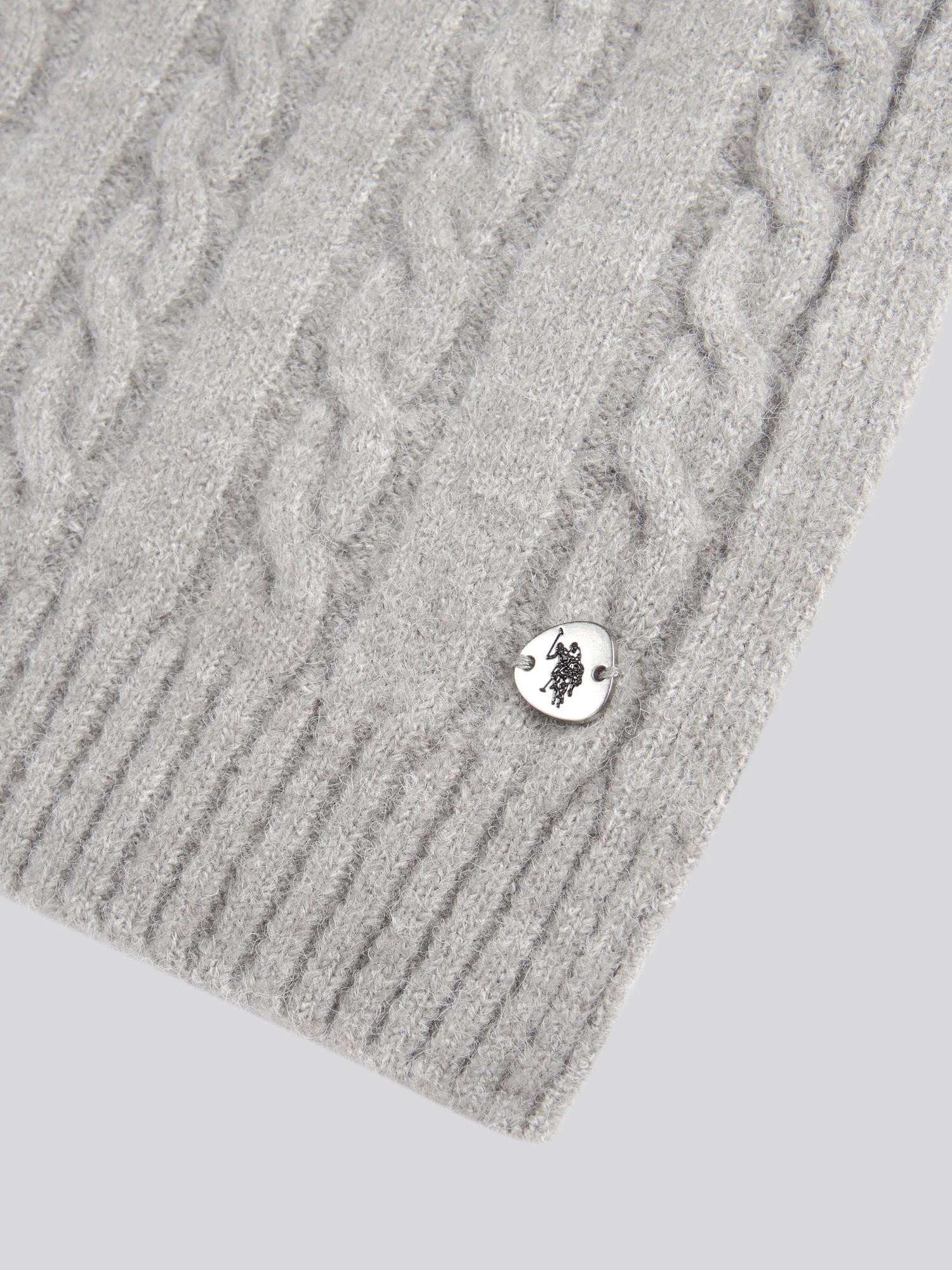 Womens Hanging Signature Cable Knit Scarf in Pearl Grey Marl - Image 3