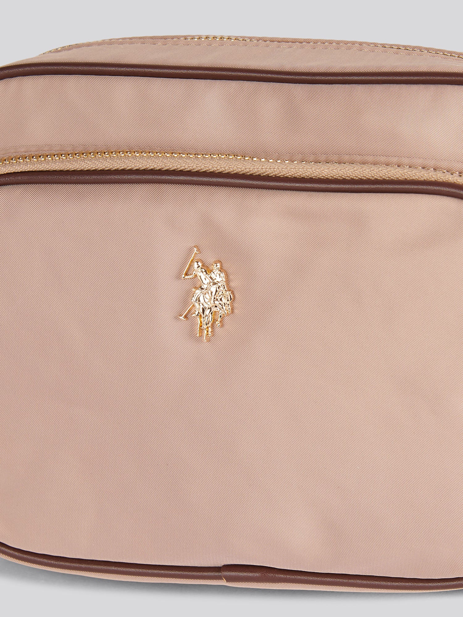 U.S. Polo Assn. Womens Houston Crossbody Pocket Bag Warm Taupe - Image 4