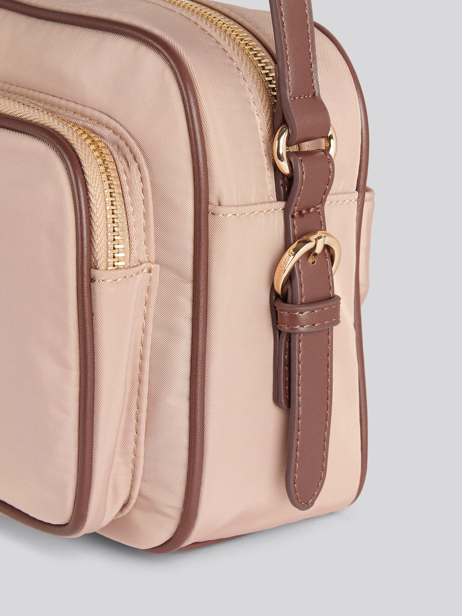 U.S. Polo Assn. Womens Houston Crossbody Pocket Bag Warm Taupe - Image 5