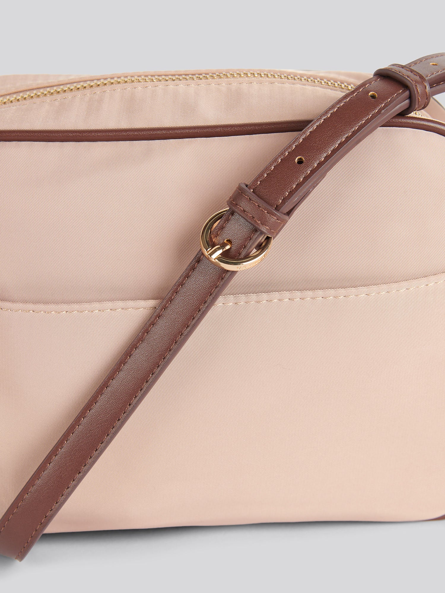 U.S. Polo Assn. Womens Houston Crossbody Pocket Bag Warm Taupe - Image 6
