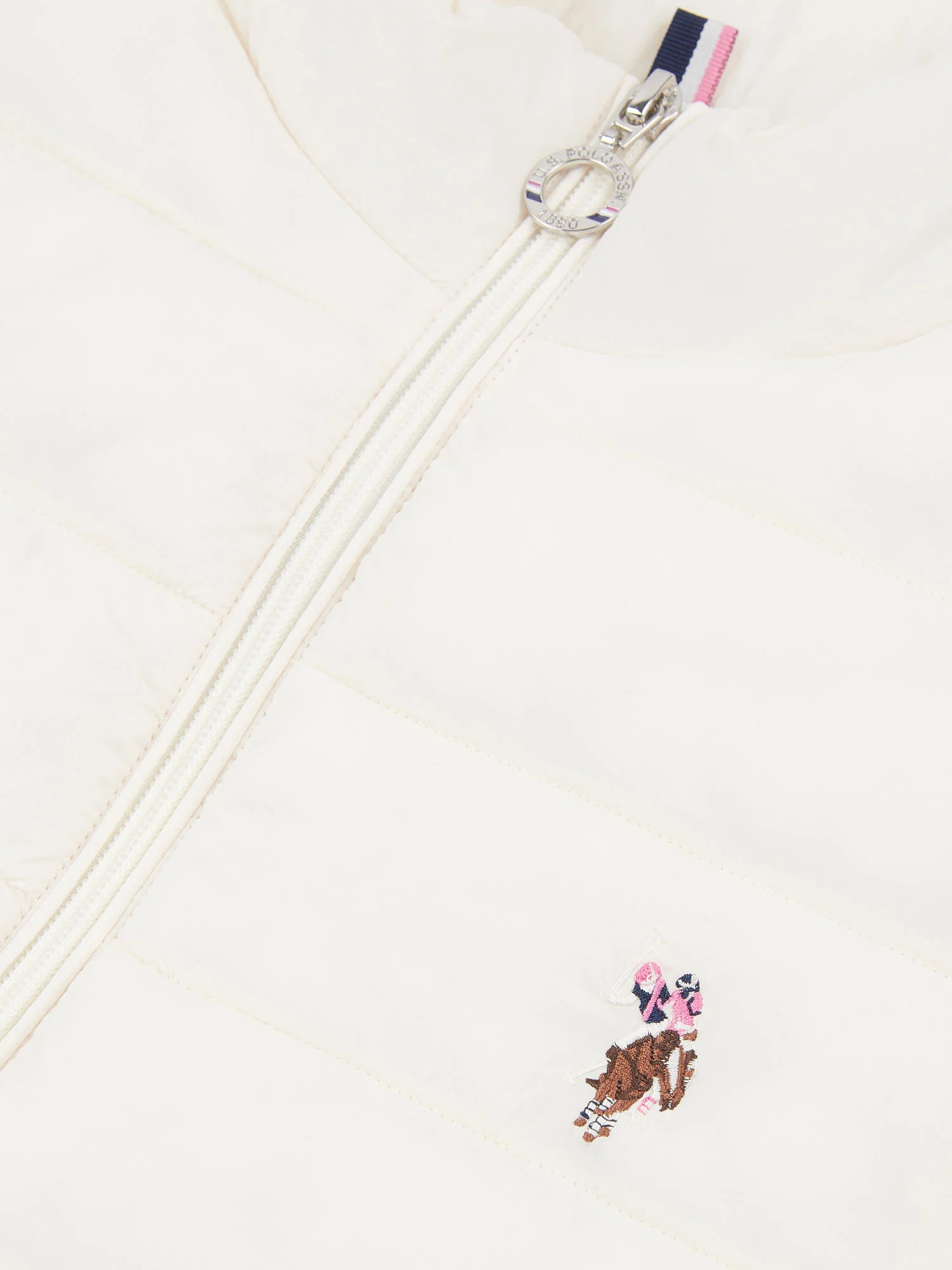 Womens Lightweight Puffer Gilet in Marshmallow - Image 7