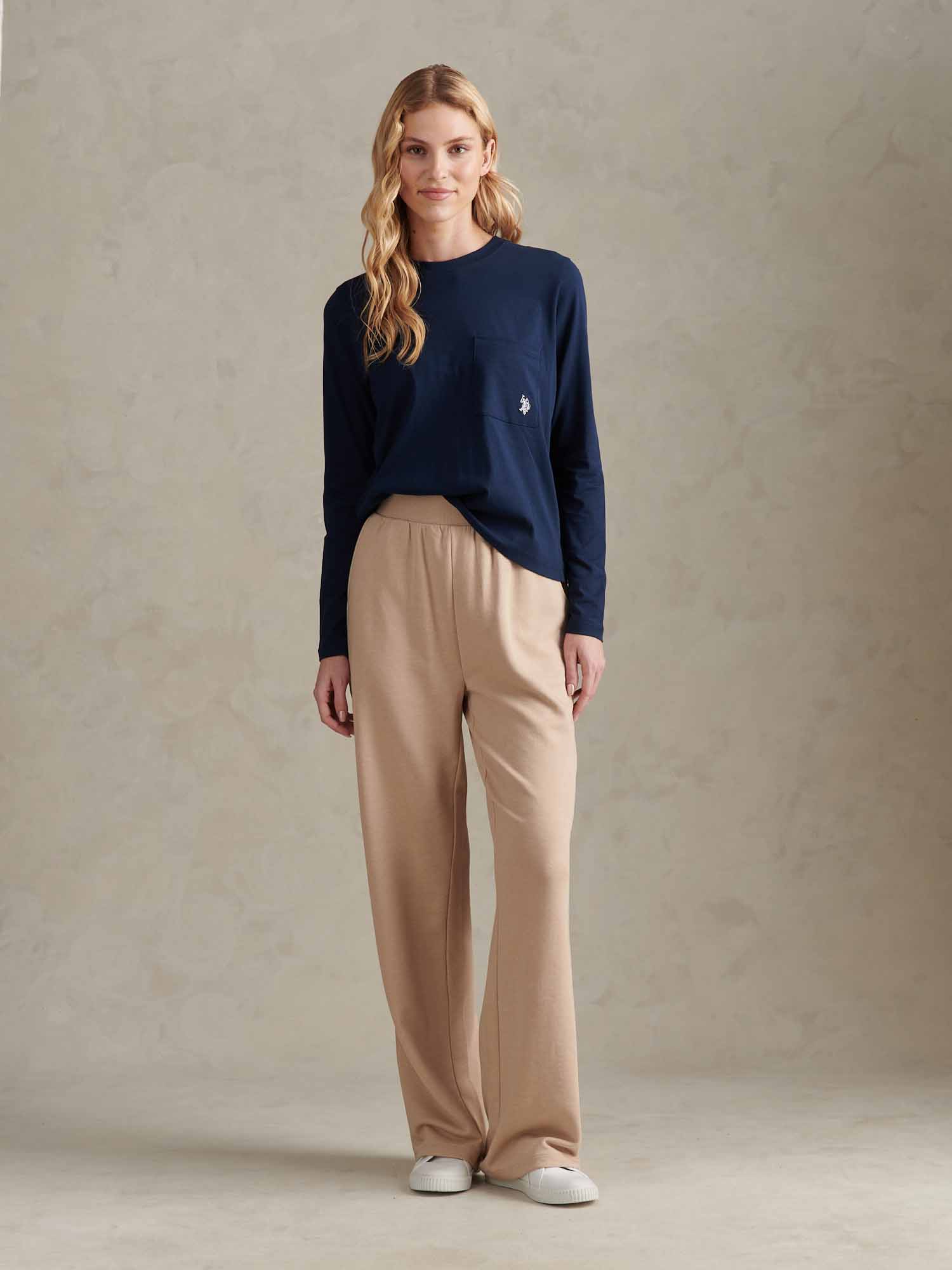 Womens Long Sleeve Pocket T-Shirt in Navy Iris - Image 5