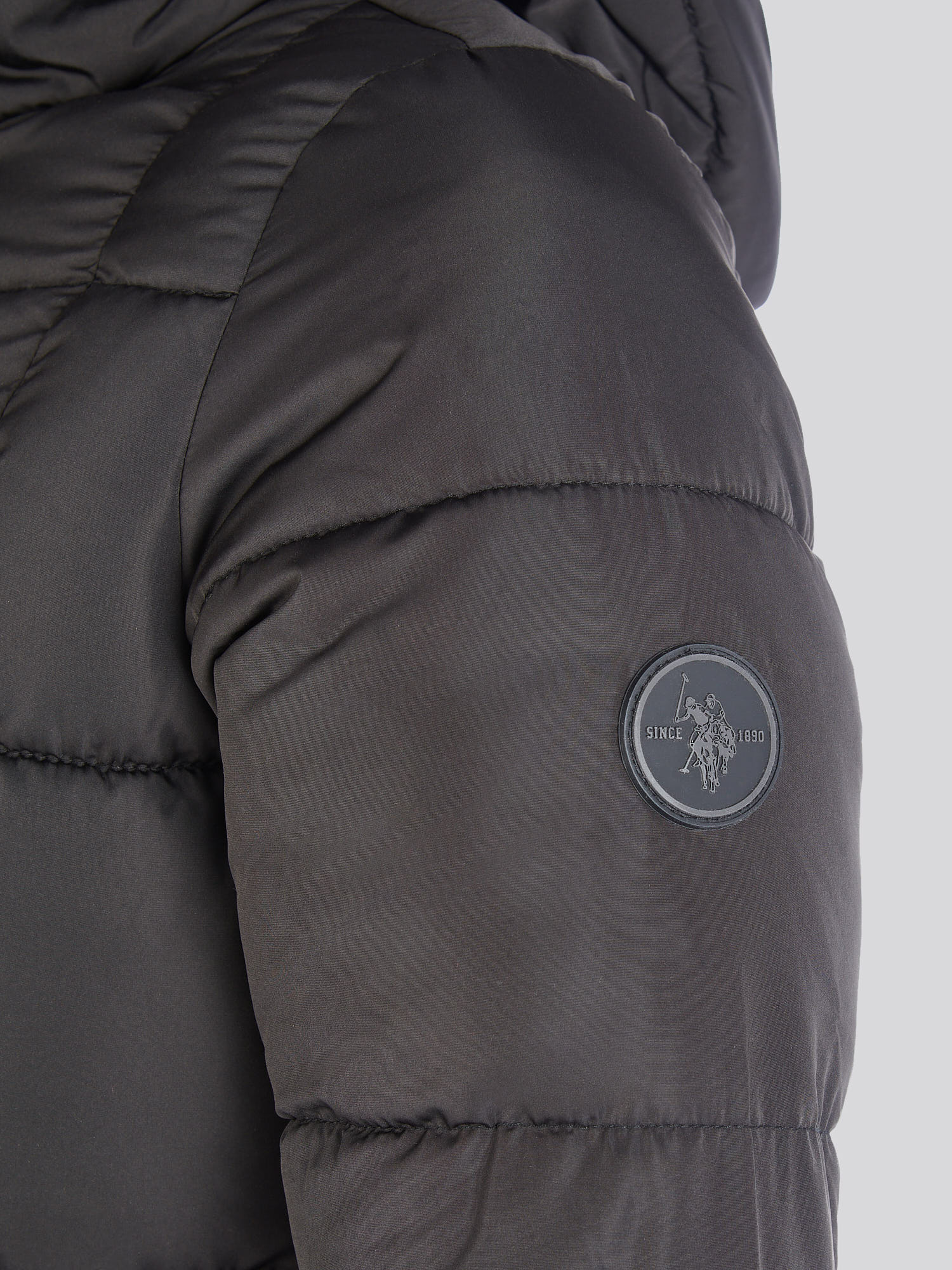 Womens Longline Square Quilt Puffer Coat in Black - Image 11