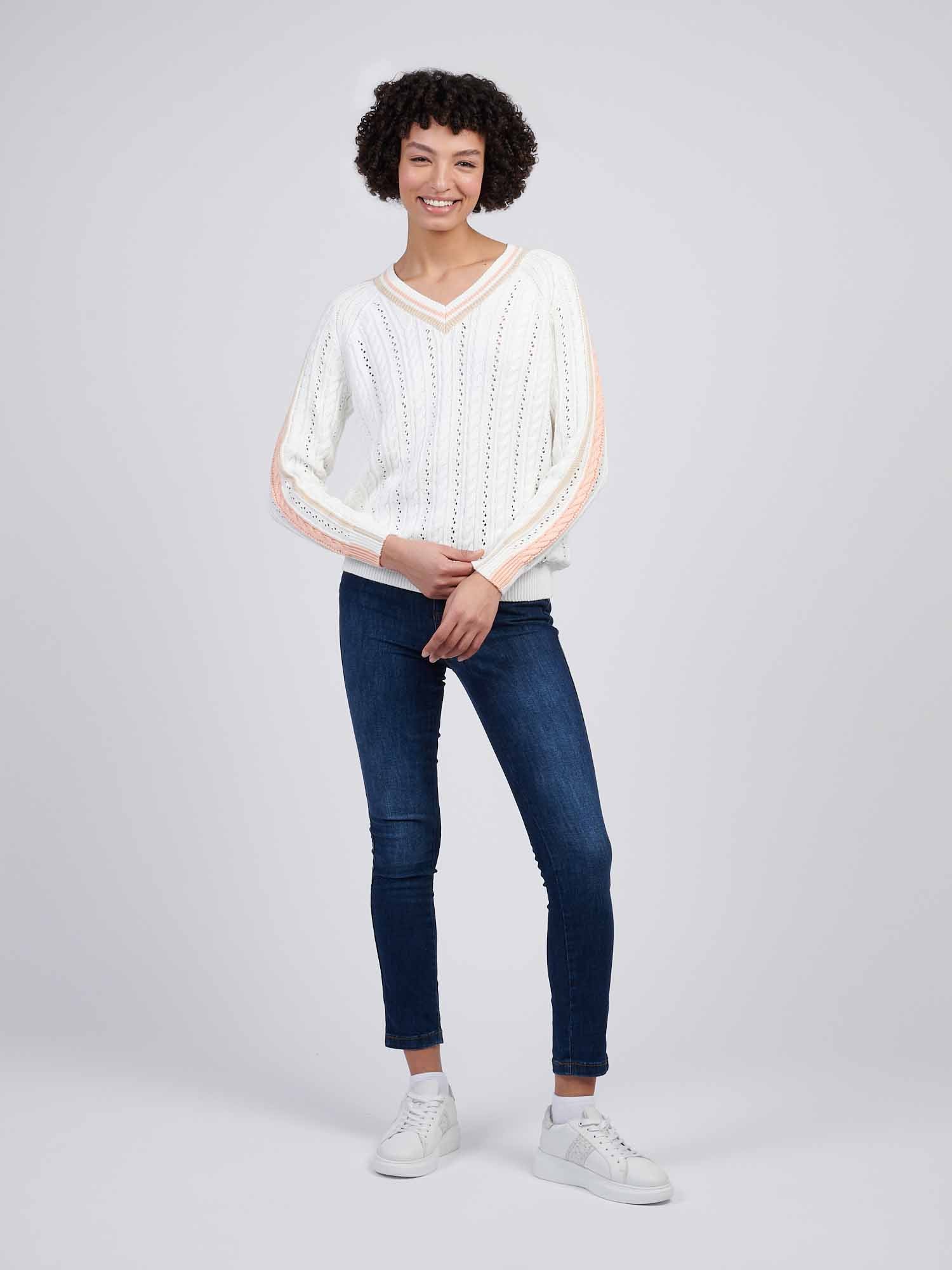Womens Open Knit Cable Cricket Jumper in Marshmallow - Image 3