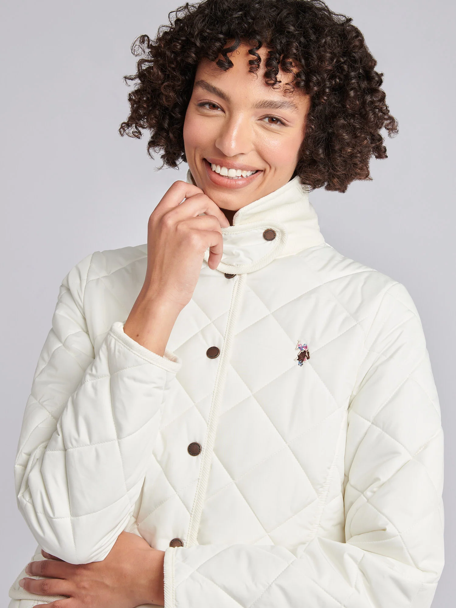 Womens Quilted Country Jacket in Marshmallow - Image 2