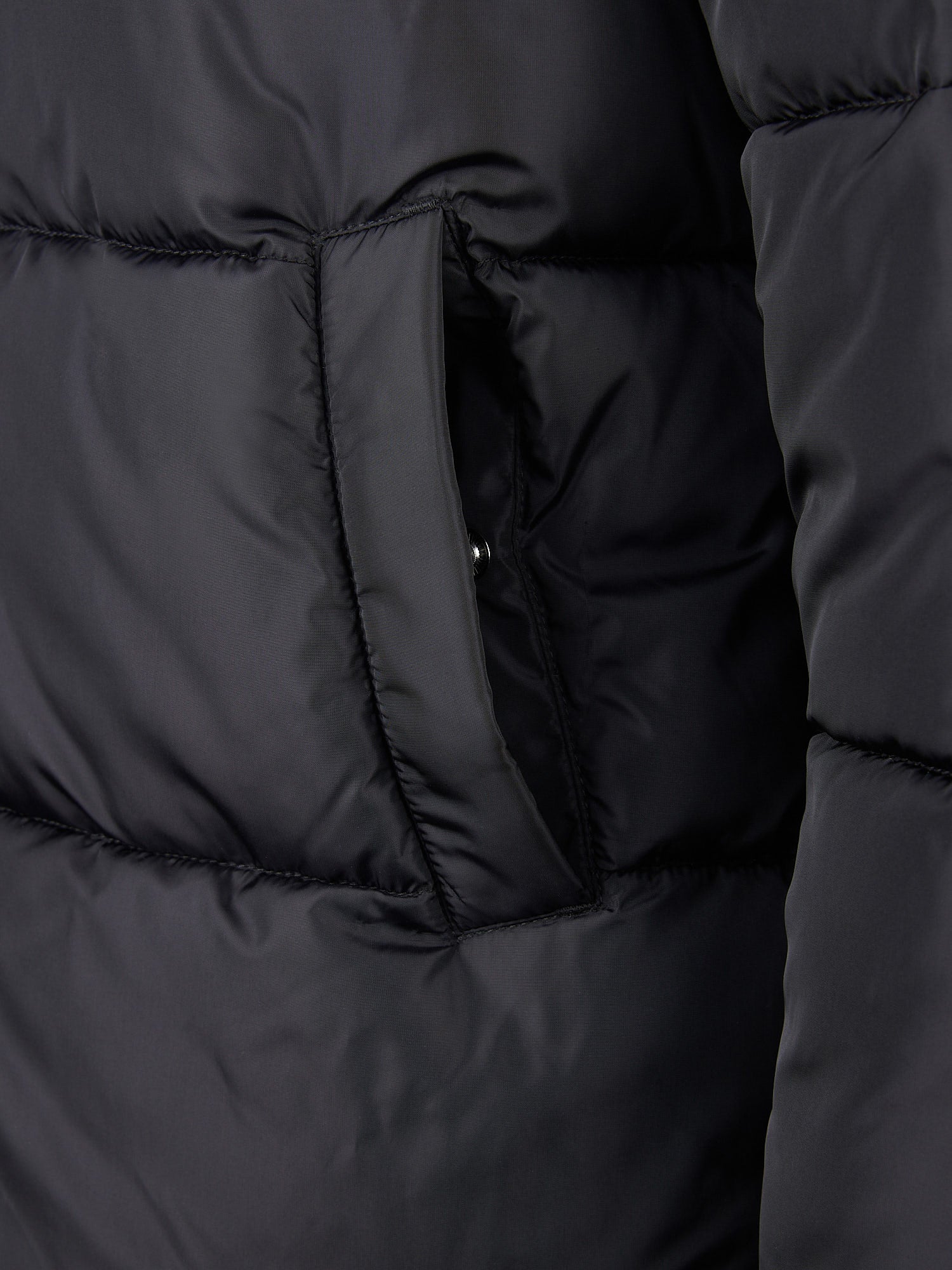 Womens Sateen Puffer Jacket in Black - Image 10