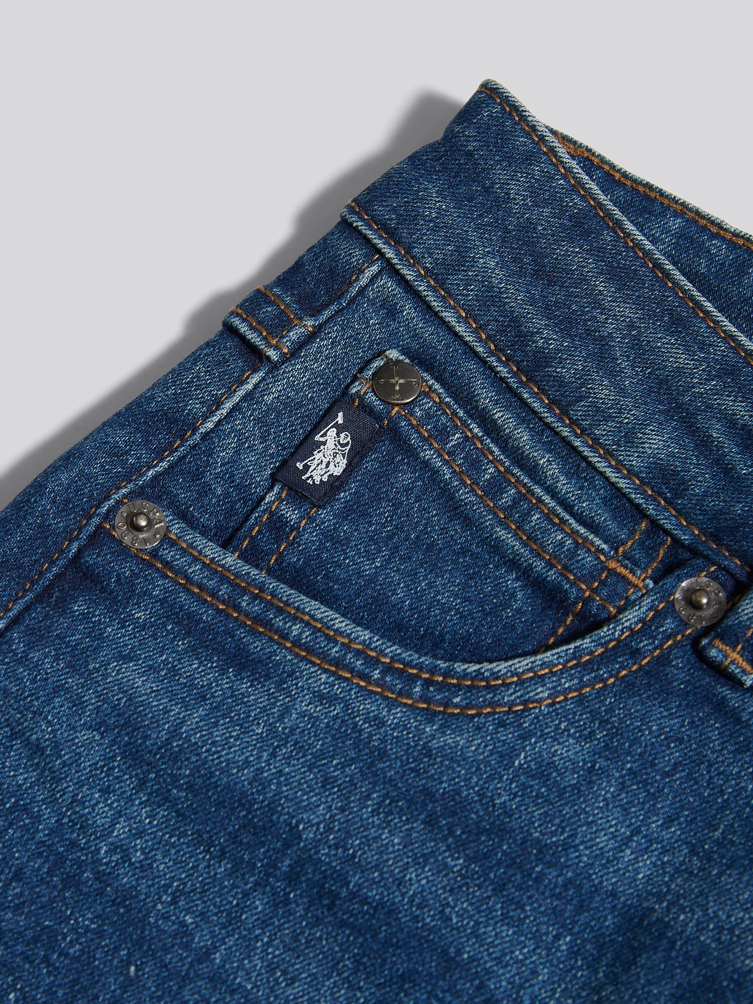 Womens Sculpture Skinny Fit in Mid Wash - Image 8