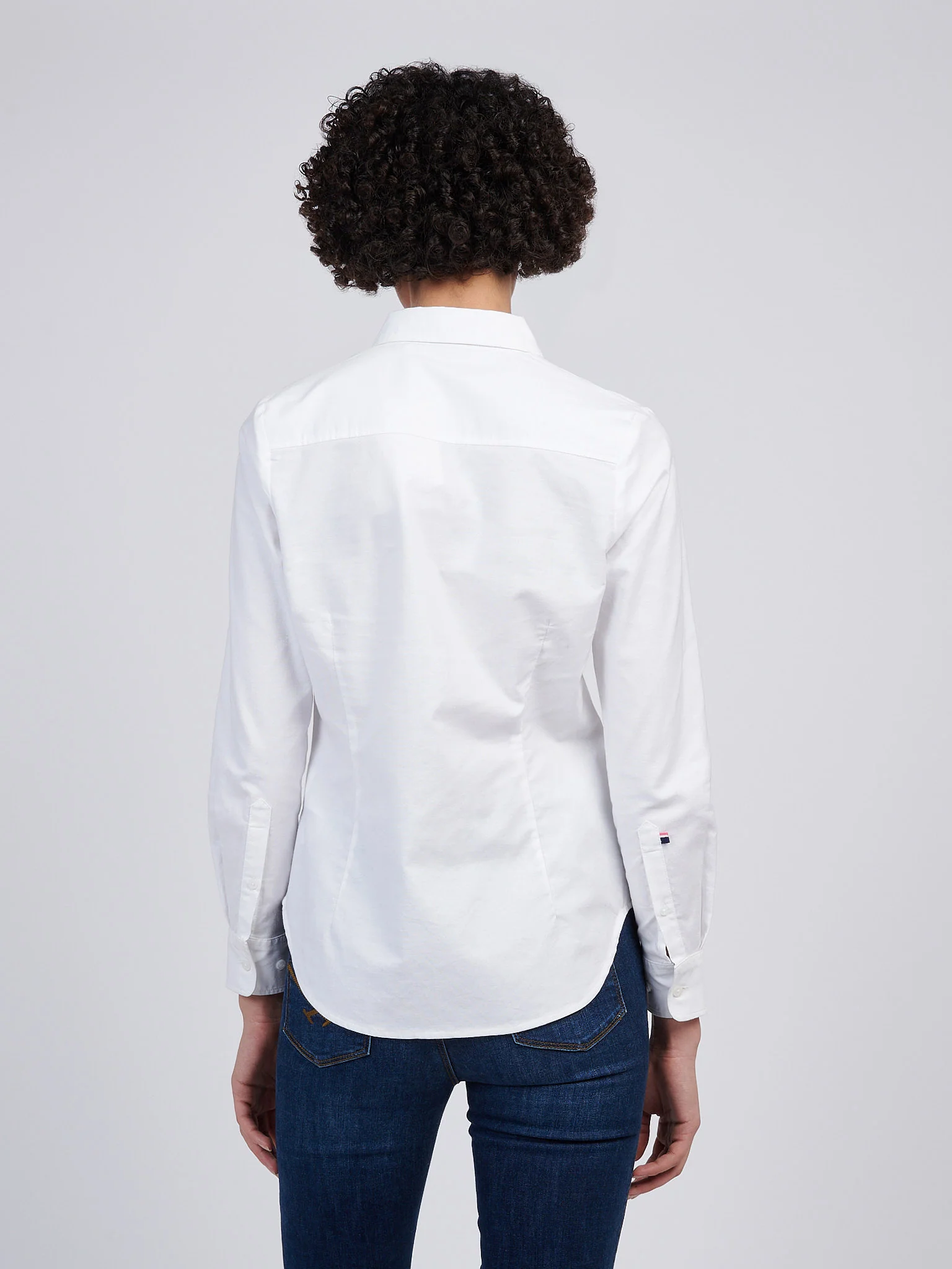 Womens Stretch Classic Fit Oxford Shirt in Bright White - Image 4