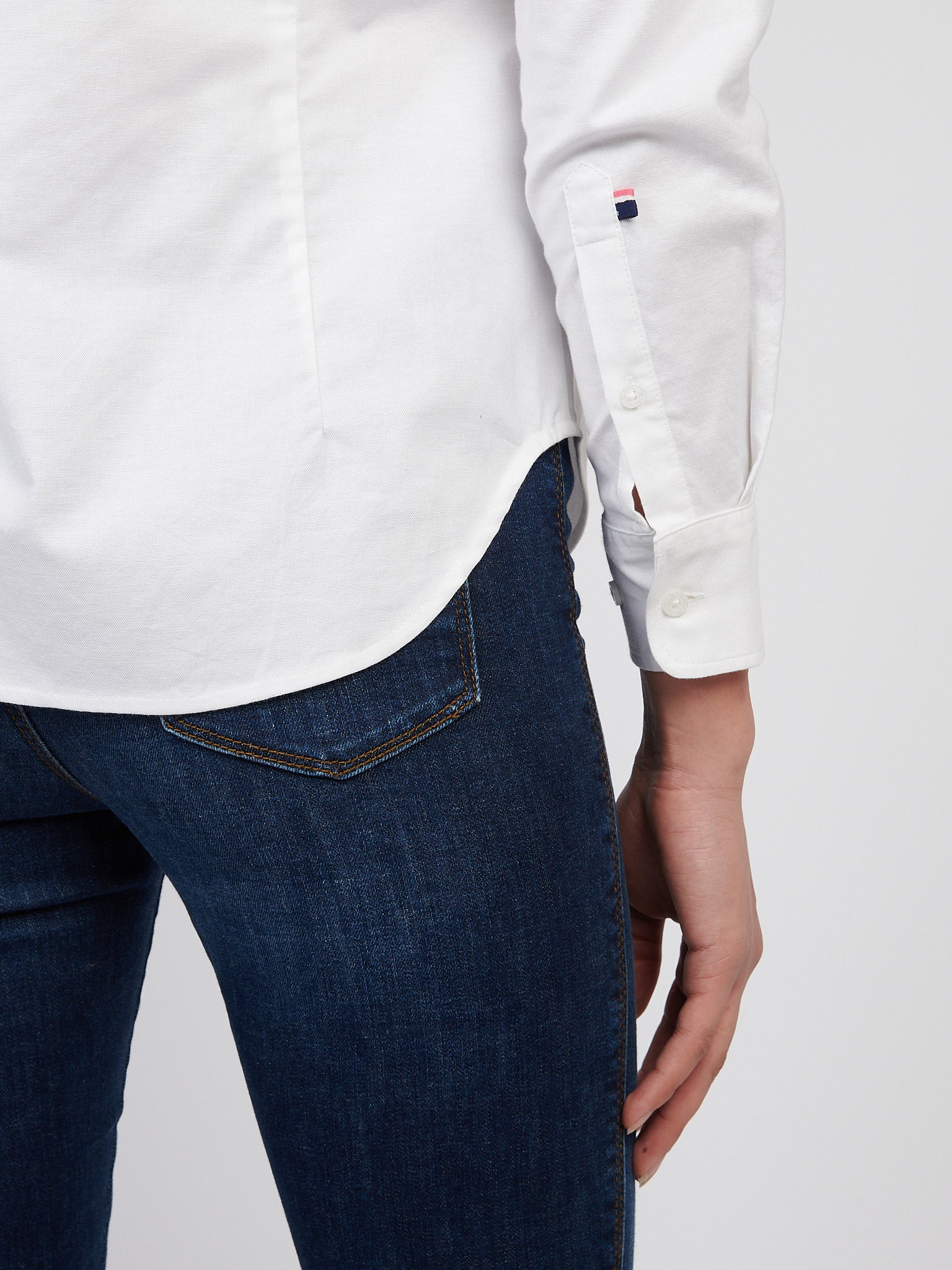 Womens Stretch Classic Fit Oxford Shirt in Bright White - Image 5