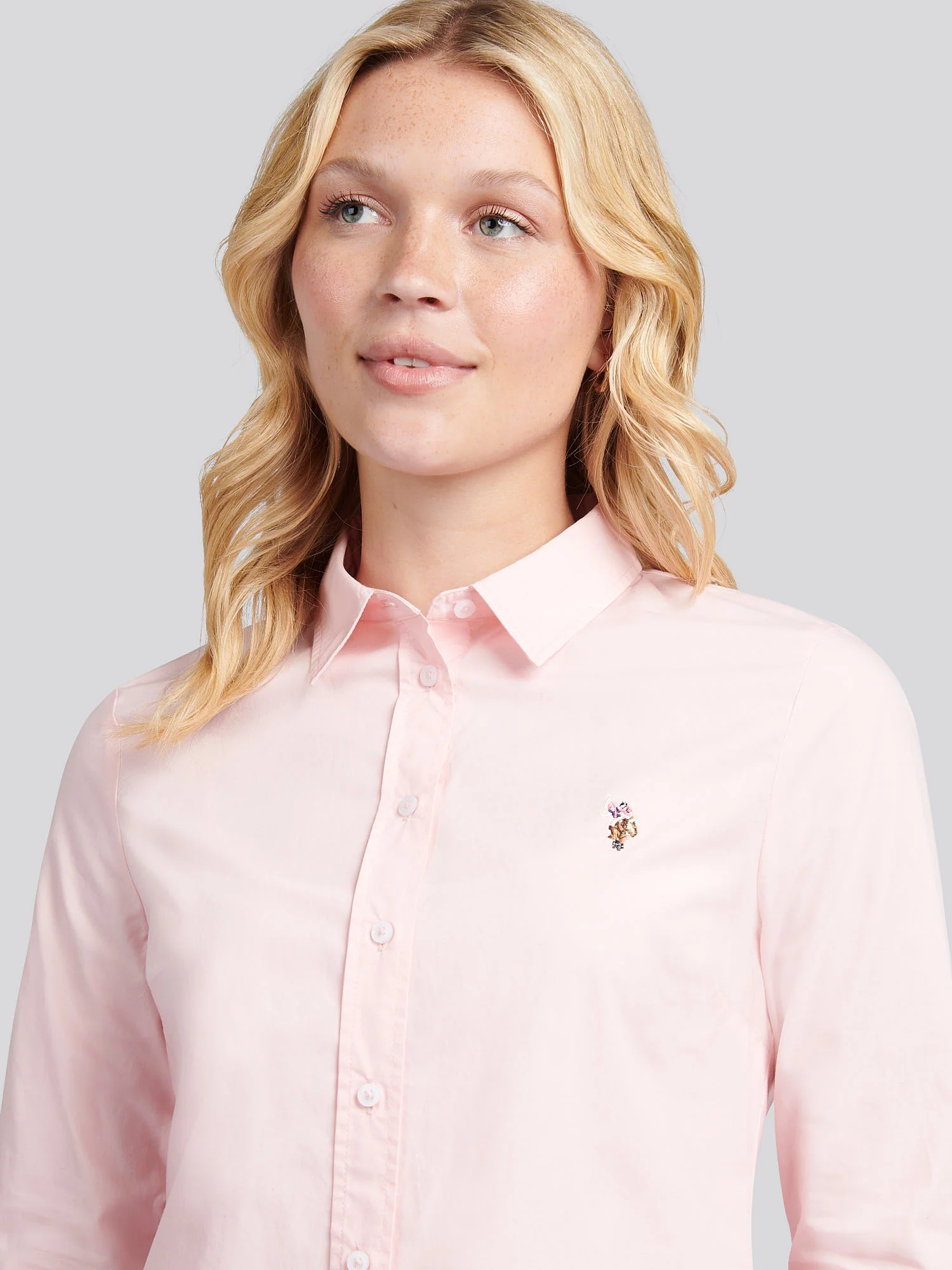 Womens Stretch Classic Fit Oxford Shirt in Crystal Rose - Image 2