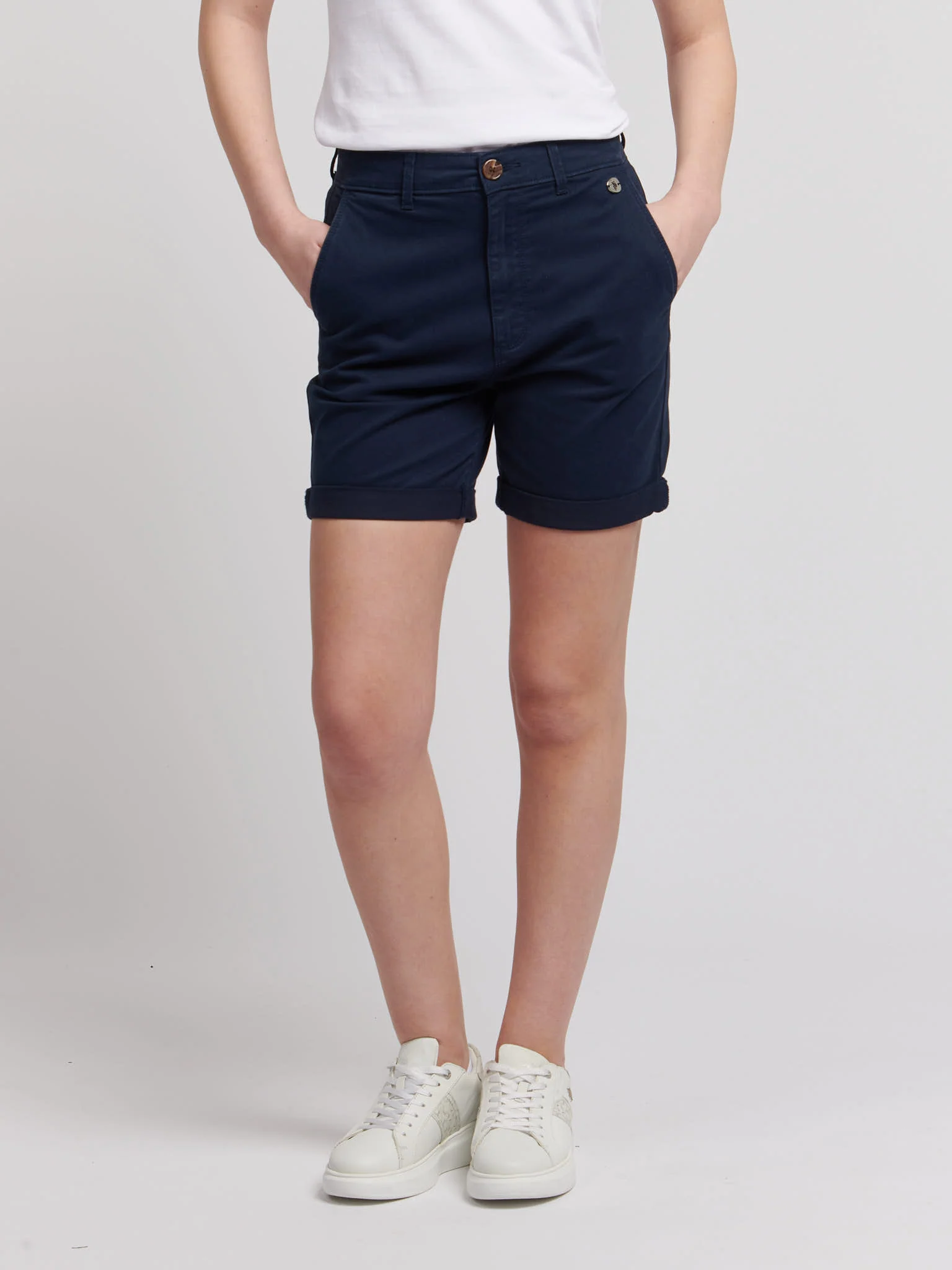 Womens Turn Up Chino Short in Navy Iris