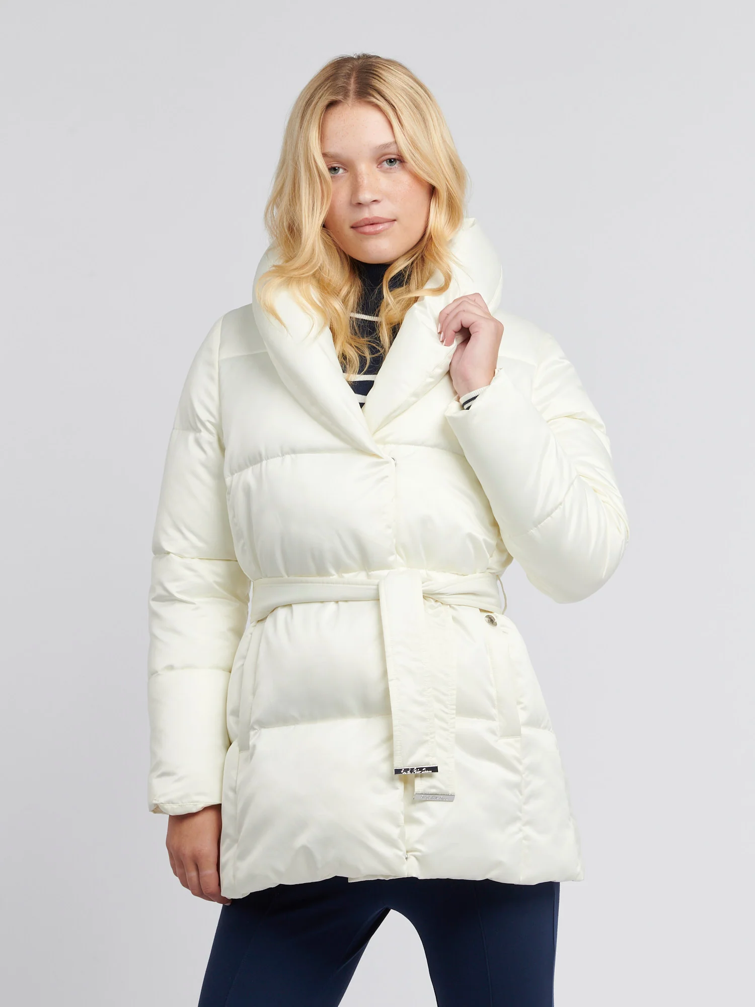 Womens Wrap Collar Belted Puffer Coat in Marshmallow - Image 6